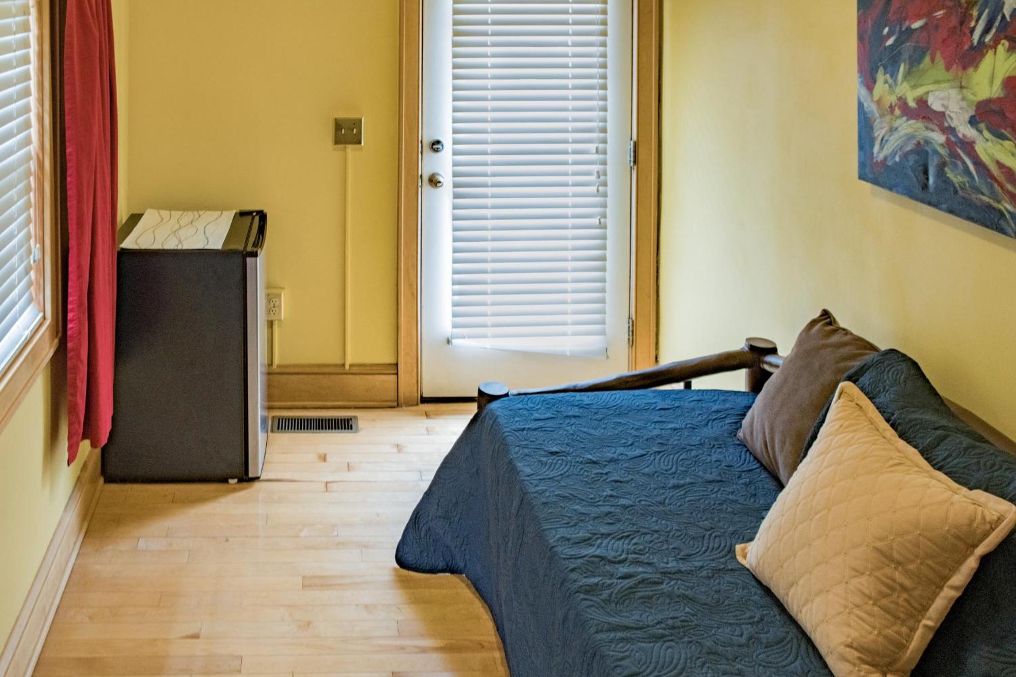 Elk River Hotel & Cafe Sutton Exteriér fotografie